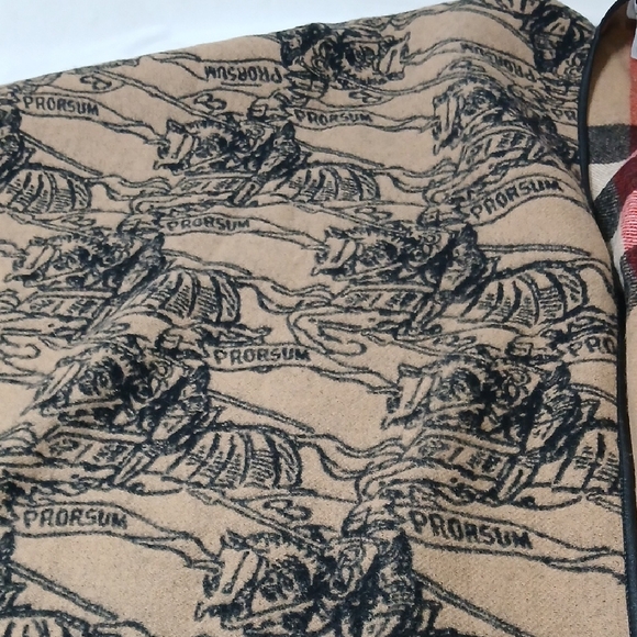 Burberry Equestrian Knight & Check Wool Cape - Picture 3 of 5